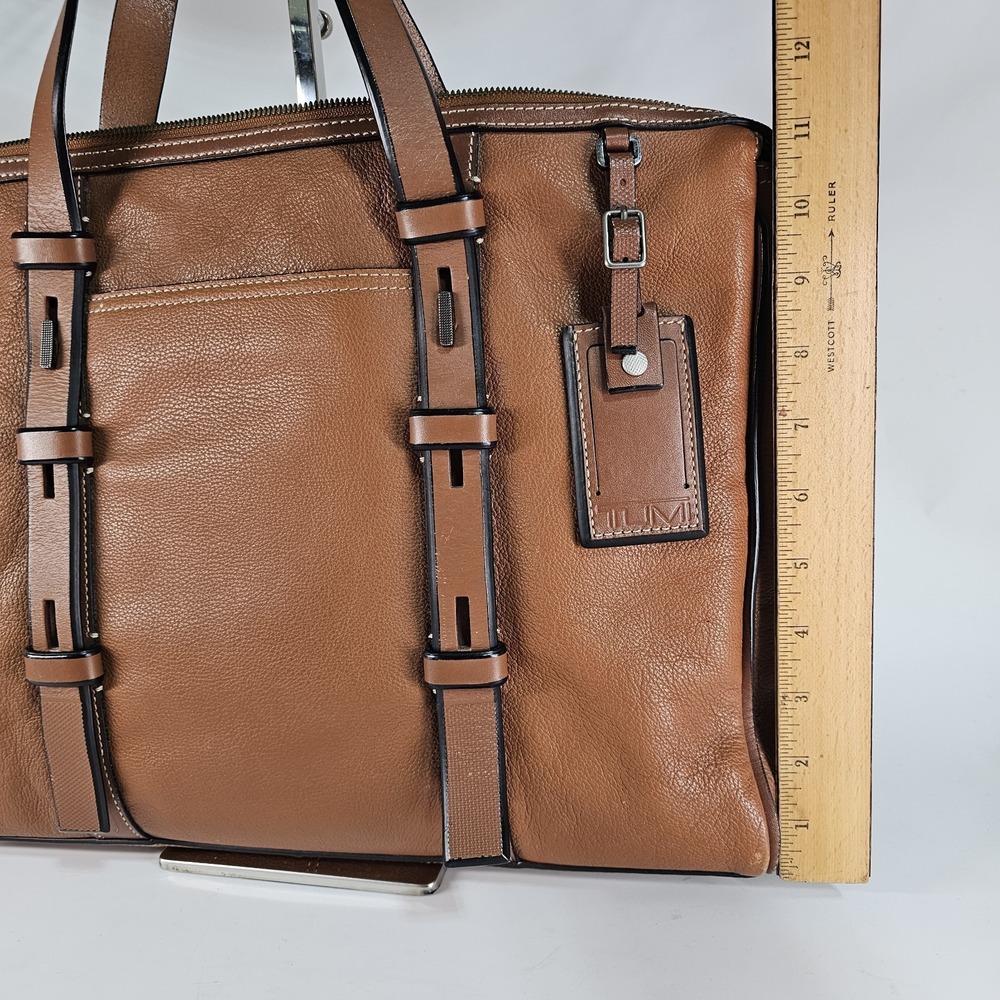 TUMI Business Bag 68917TN MISSION HARRISON Tan Leather Laptop Case Career Brown - Picture 10 of 16